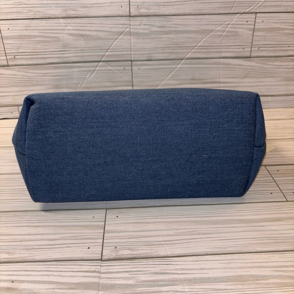Lucky Brand NWT Blue Cosmetic Bag - Picture 5 of 8